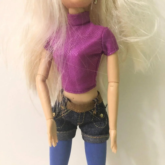 Liv Doll Sophie with Blonde Wig Articulated Doll - Picture 3 of 16